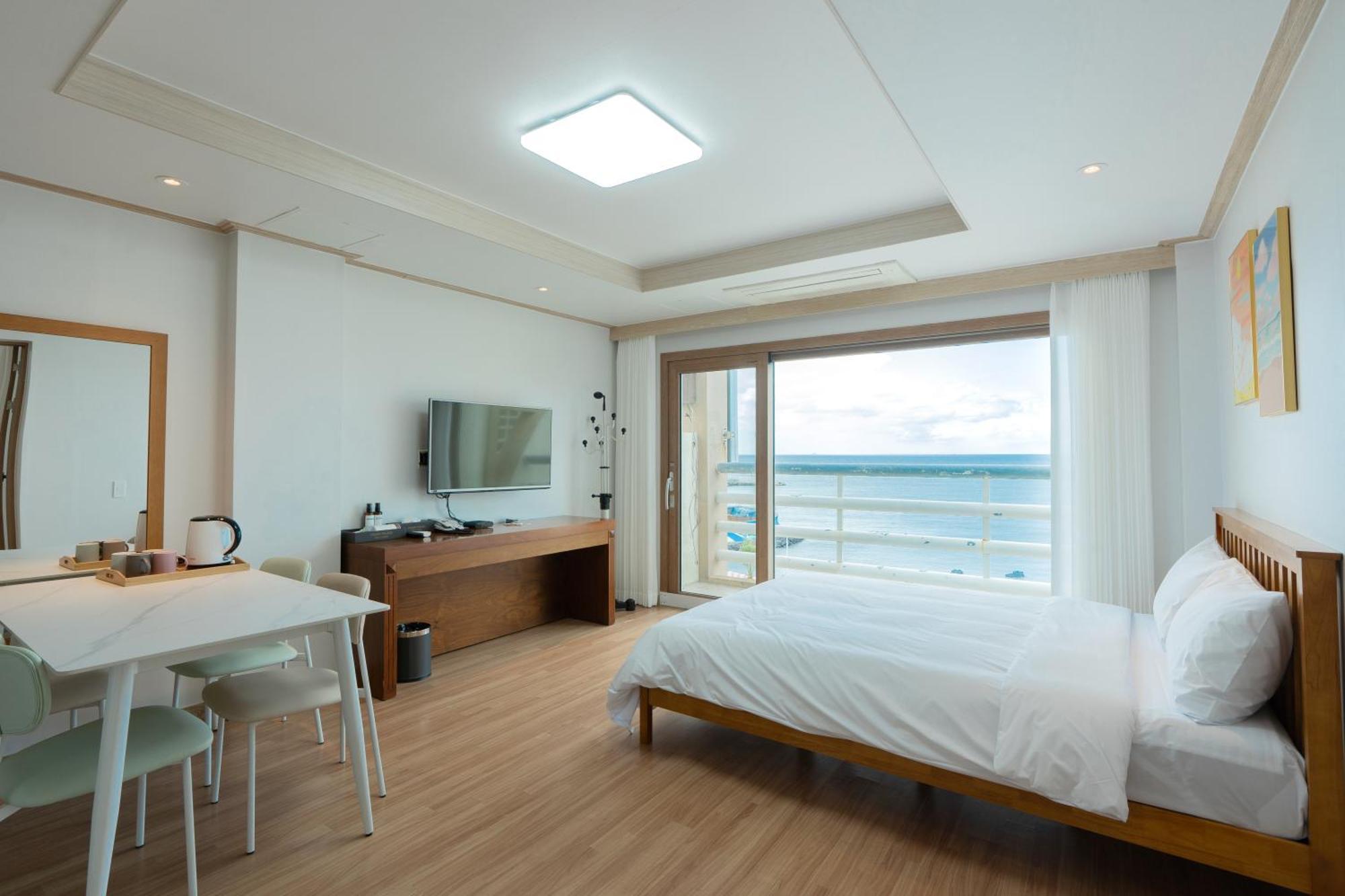 Ocean Palade Hotel Чеджудо Экстерьер фото